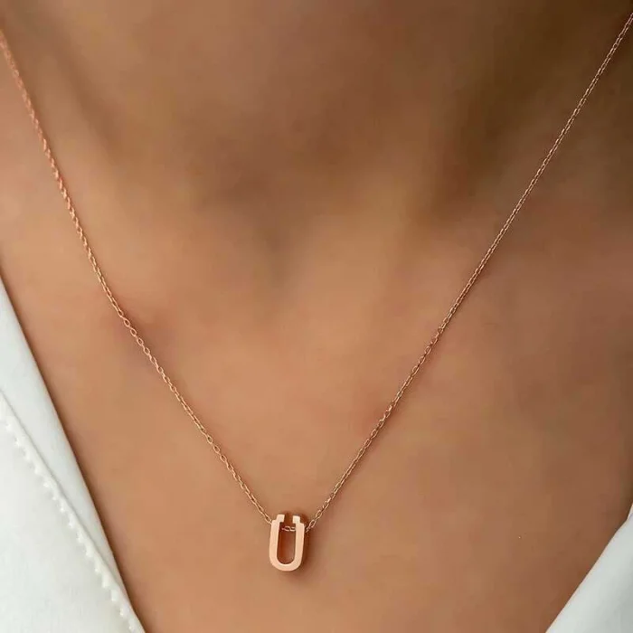 Supertrend Gümüş Rose 3 Boyutlu Ü Harf Bayan Kolye