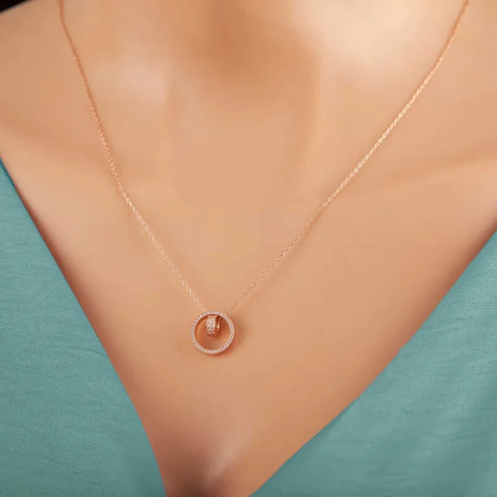 Supertrend Gümüş Rose İç İçe Geçmiş Halka Kadın Kolye