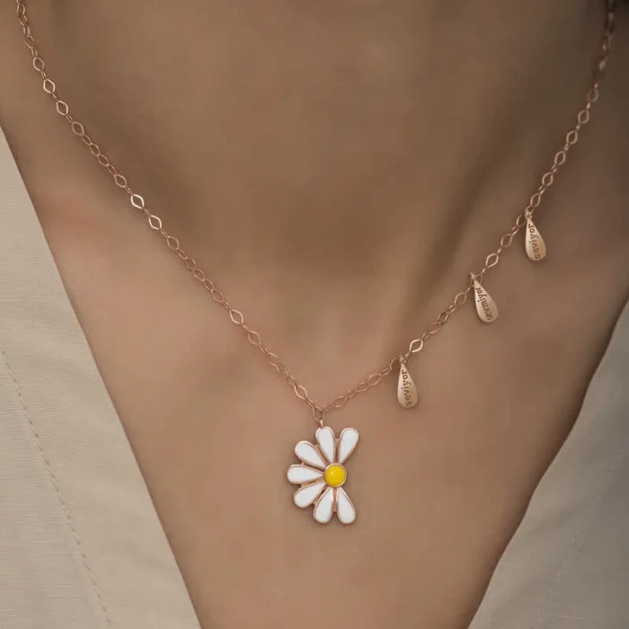 Supertrend Gümüş Rose Papatya Seviyor Sevmiyor Bayan Kolye