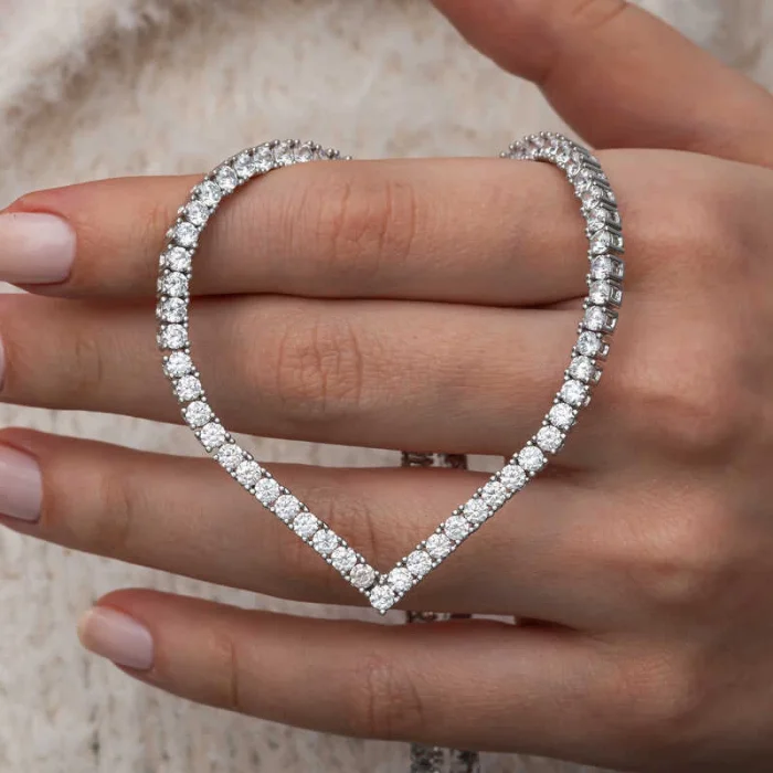 Supertrend Gümüş V Model Su Yolu Kadın Kolye