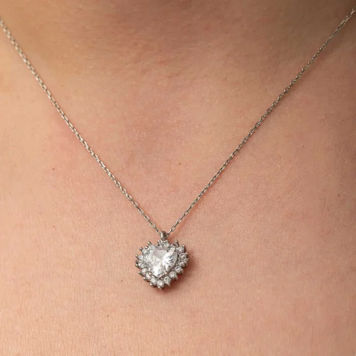 Supertrend Gümüş Zirkon Taşlı Kalp Kadın Kolye