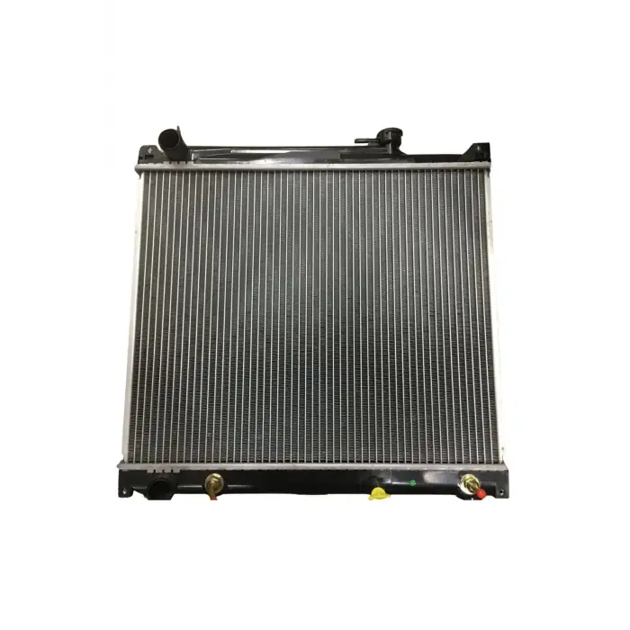 Suzuki Vitara 2.0 98 06 Arası Uyumlu Su Radyatörü Brazing At 425x526x26 17700 77E00 Wisco