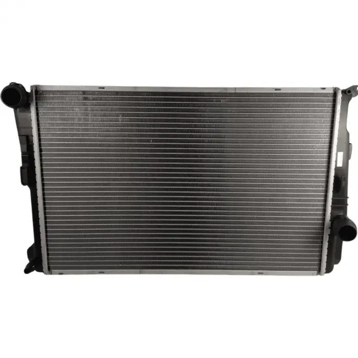 BMW X3 F25. X4 F26 18D. 20DX. 18I. 20IX. 28IX. 30DX. 35IX Su Radyatörü Brazing MT 580X498X32 MM 8623369 Wisco