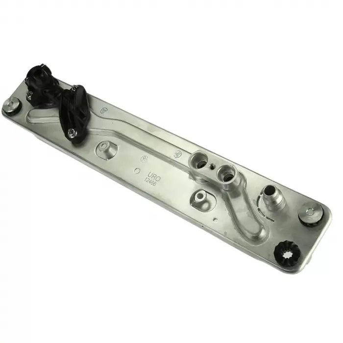 BMW XS E70 3.0 D 2006- Yağ Filtre Kutugu Komple Soğutucu Uzerinde 17217553389 Wisco