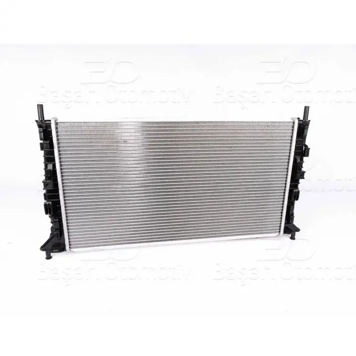 Ford Focus 2004- Su Radyatörü Brazing MT 670X368X22 MM 8MK376764281 Wisco