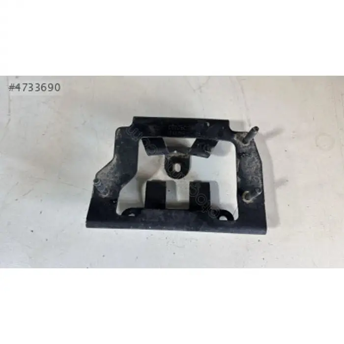 Mercedes W214 2024- Radar Sensör Braketi Ön A2145402301 Wender