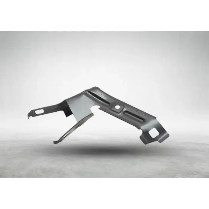 Çamurluk Braketi F34+LCI Ön İç Sağ Ön Taraf; Alt