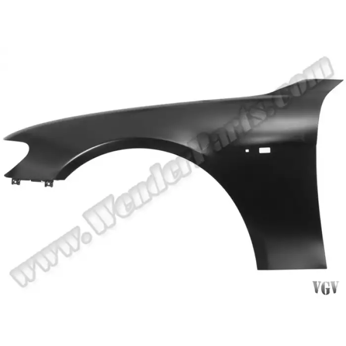 Çamurluk E65 Ön Sol; Delikli, Sac 2005-08