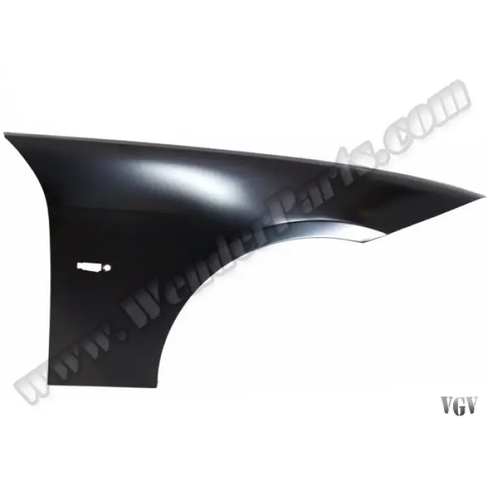 Çamurluk E90+LCI Ön Sağ; Delikli, Sac 2005-11