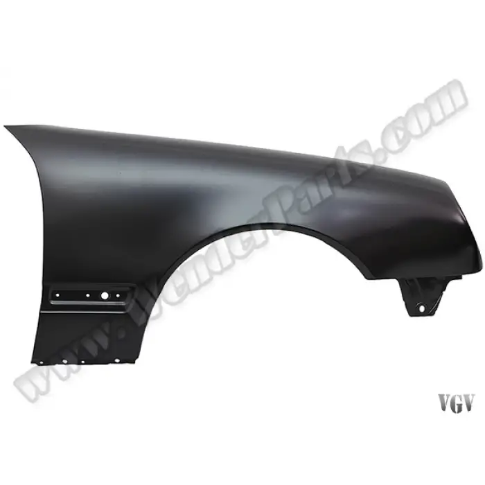 Çamurluk W210 Ön Sağ; Deliksiz, Sac 1999-01