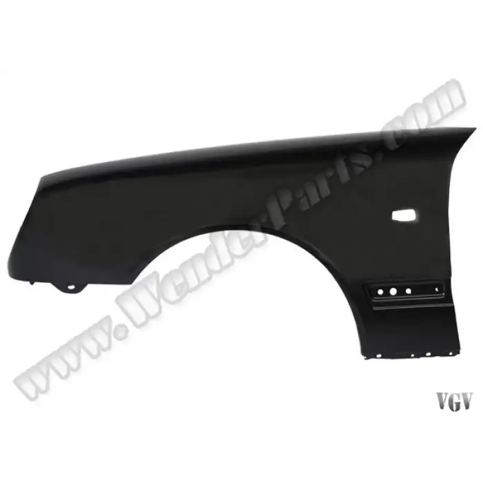 Çamurluk W210 Ön Sol; Delikli, Sac 1995-99