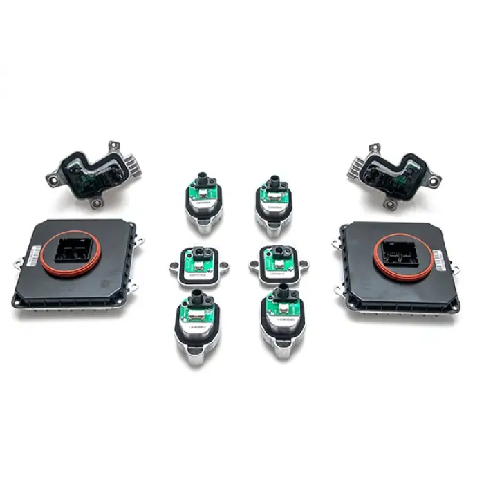 Far Modulü F30-LCI Set Sol+Sağ; Led