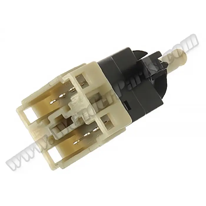 Fren Pedal Şalteri W202 W210 W220 W163 Spr901>905 6-Fişli