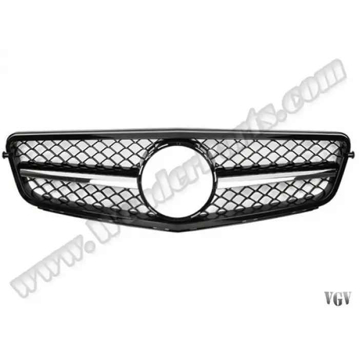 Panjur W204 Krom/Siyah, Siyah Çerçeve -AMG C63- 2007-13