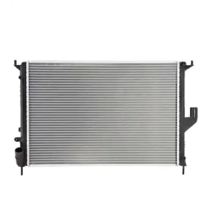 Dacia Duster 10 18/ Logan 06 gt;/ Sandero 08 Ve Sonrası Uyumlu Su Radyatörü 8200735039 Wisco