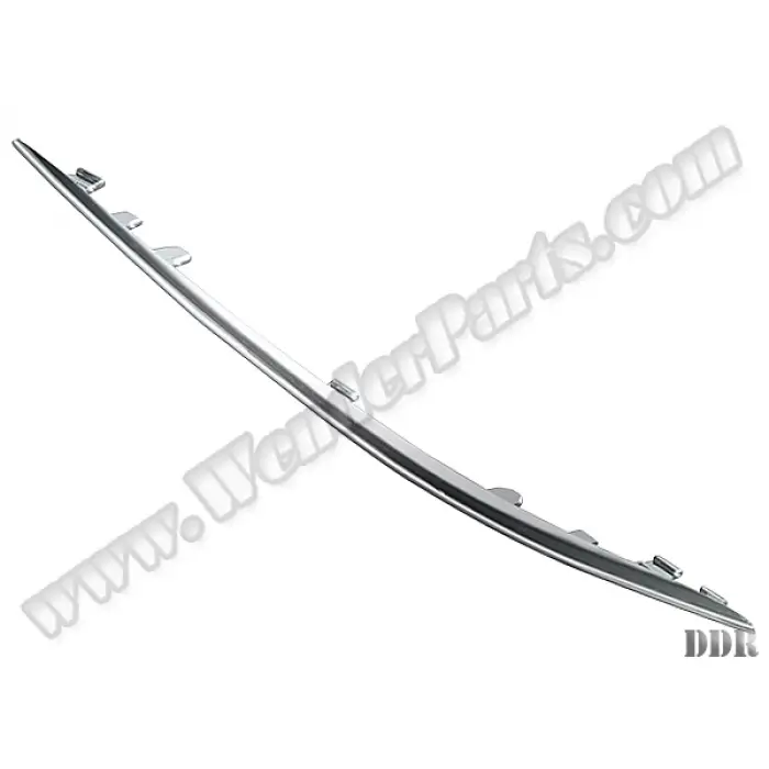 Tampon Izgara Nikelajı W205 Ön Sol Alt -Avg-