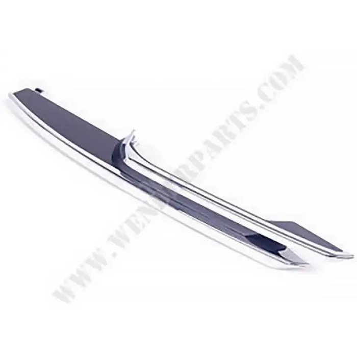 Tampon Izgarası F30 Ön Sağ; Kapalı, Krom Çitalı