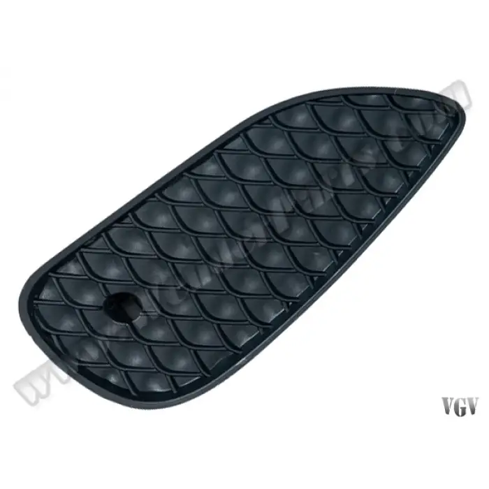 Tampon Izgarası X156 Ön Sağ; Kapalı