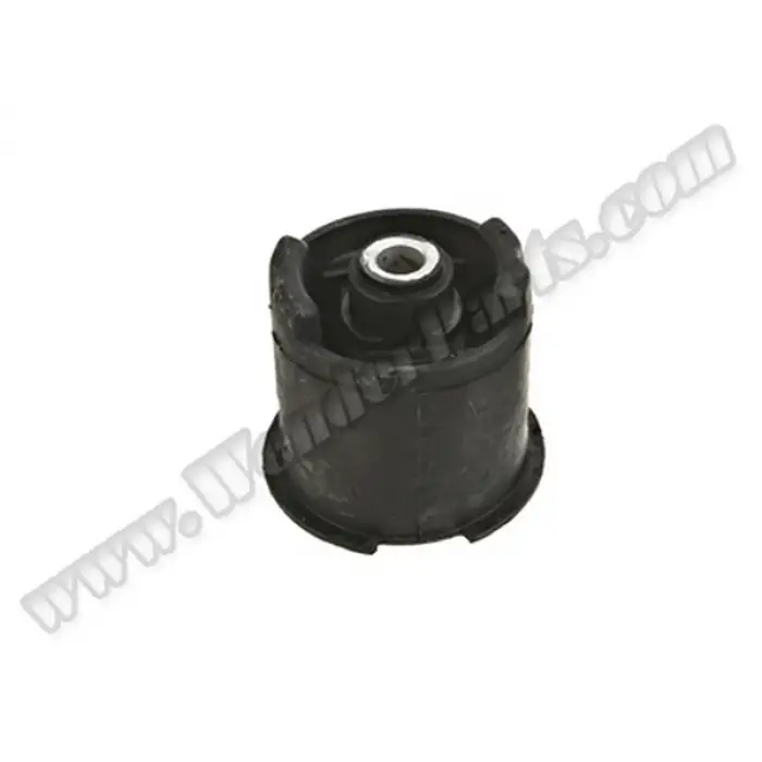 Travers Takozu E34 Arka; Arka Taraf