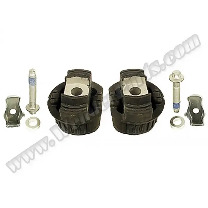 Travers Takozu (Tm Tk) W201 W202 Arka; Arka Taraf