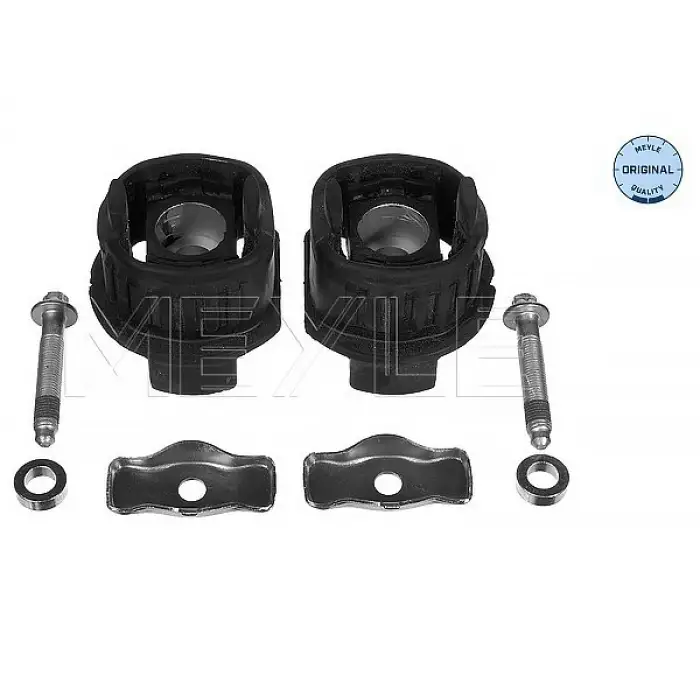 Travers Takozu (Tm Tk) W201 W202 Arka; Arka Taraf