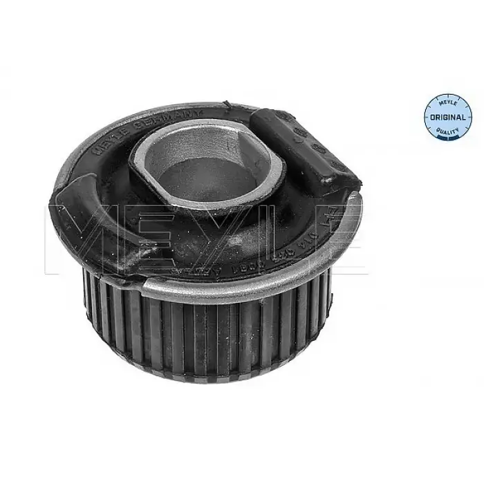 Travers Takozu W168 Arka; Ön Taraf