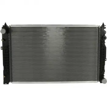 Audi A4 A6 PASSAT2.4 2.5TDI 2.8 1995-2000 Su Radyatörü Mekanik 632X396X34 MM 8D0121251D Autolux
