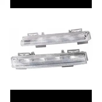 Mercedes W204 W212 Gündüz LED Far Camı Sağ 2049069000 Wender