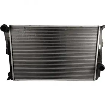 BMW X3 F25. X4 F26 18D. 20DX. 18I. 20IX. 28IX. 30DX. 35IX Su Radyatörü Brazing MT 580X498X32 MM 8623369 Wisco
