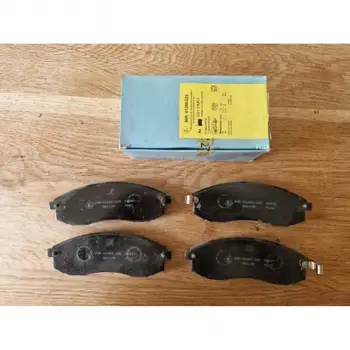 Mitsubishi L 1986-1996 Fren Balata Ön Ikazli Tel Delikli D106038U90 Nextpart