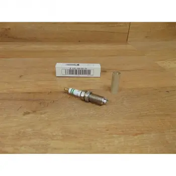 Fiat Nissan Toyota Volvo Mitsubishi 2005-2008 Atesleme Bujisi A1351500018 Denso