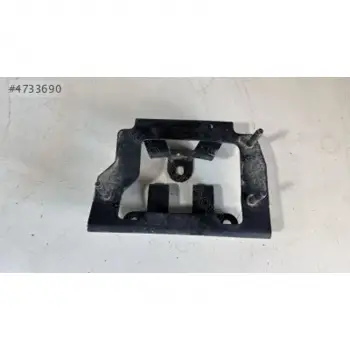Mercedes W214 2024- Radar Sensör Braketi Ön A2145402301 Wender