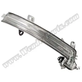 Ayna Sinyali F20+LCI F34+LCI F32+LCI F36+LCI X1:E84 Sağ; Beyaz