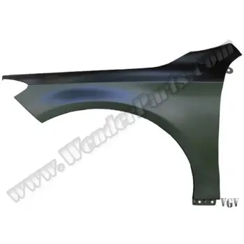 Çamurluk C117-CLA Ön Sol; Deliksiz, Sac 2013-18