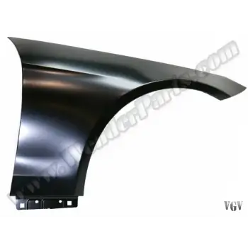 Çamurluk C207 Ön Sağ; Alüminyum 2009-16