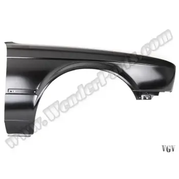 Çamurluk E30 Ön Sağ; Deliksiz, Sac 1983-91