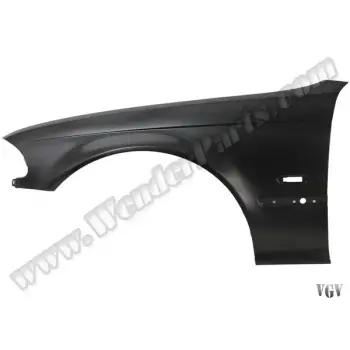 Çamurluk E46 Ön Sol; Delikli, Sac -Sedan- 1998-01