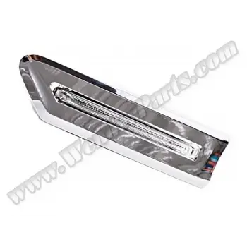 Çamurluk Sinyali F01 Sol; Beyaz Krom Çerçeveli 2008-12