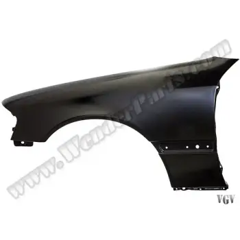 Çamurluk W202 Ön Sol; Deliksiz, Sac 1993-00