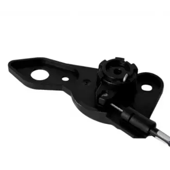 Kaput Açma Dili Braketi E36 İç