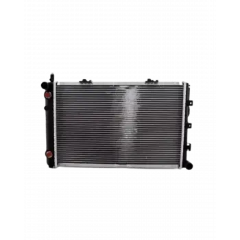 Mercedes W201 Motor Su Radyatörü M102 OM601 Otm Şanz AC A2015004103 Wender
