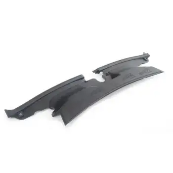 Radyatör Hava Kanalı X3:E83 Üst