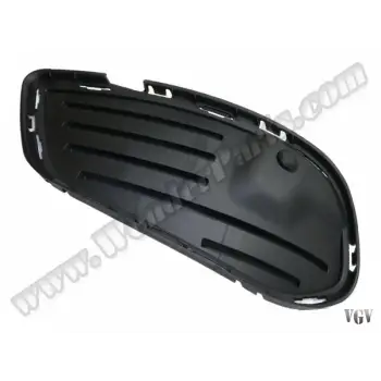 Tampon Izgara Kapağı W205 Ön İç Sol -AMG- 2014-18