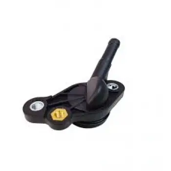 VW PASSAT B8 15 > Sonrası Uyumlu  Su Flansı 06K121132-OEM