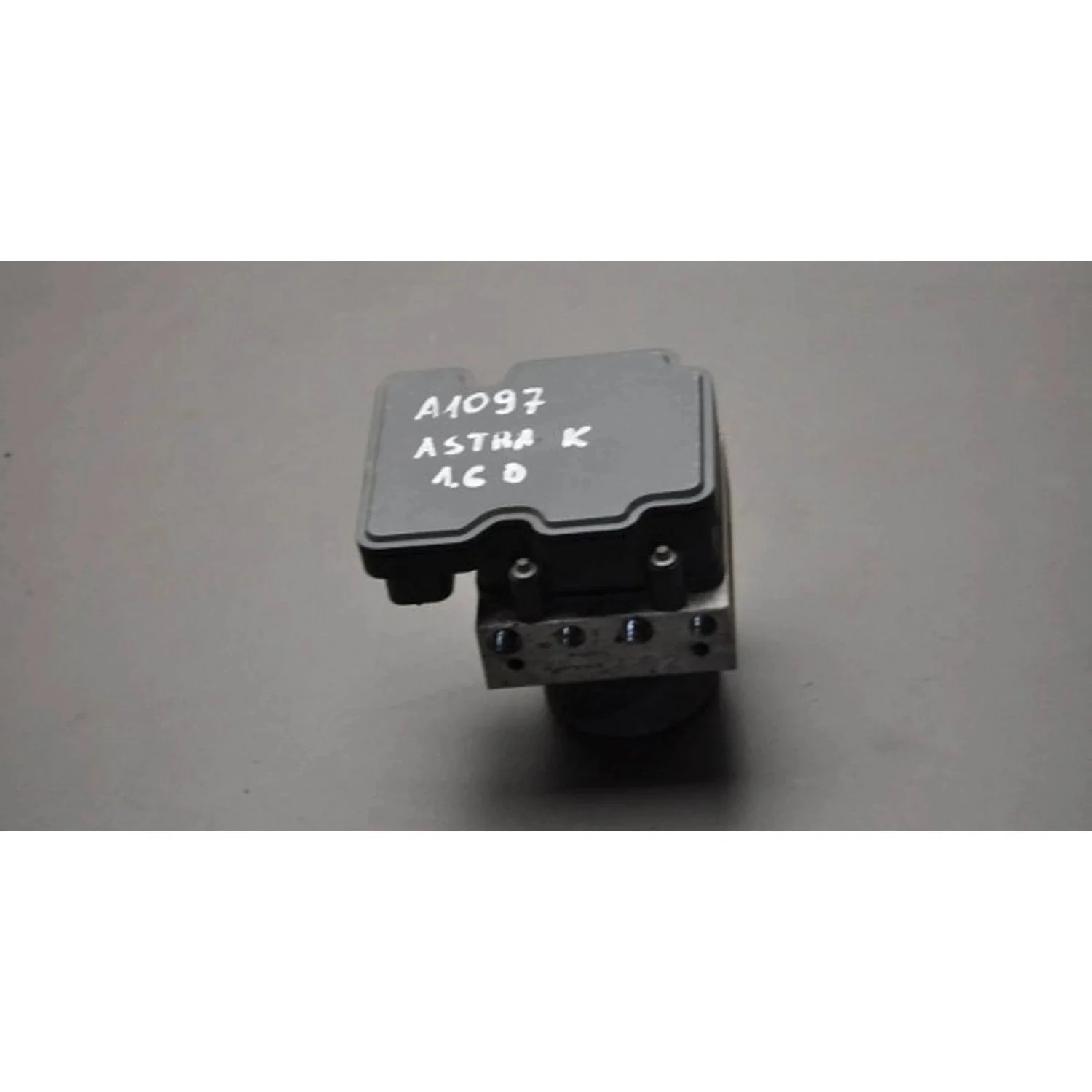 Opel Astra 2016- Brake Hydraulic Control Unit 39064664 GM