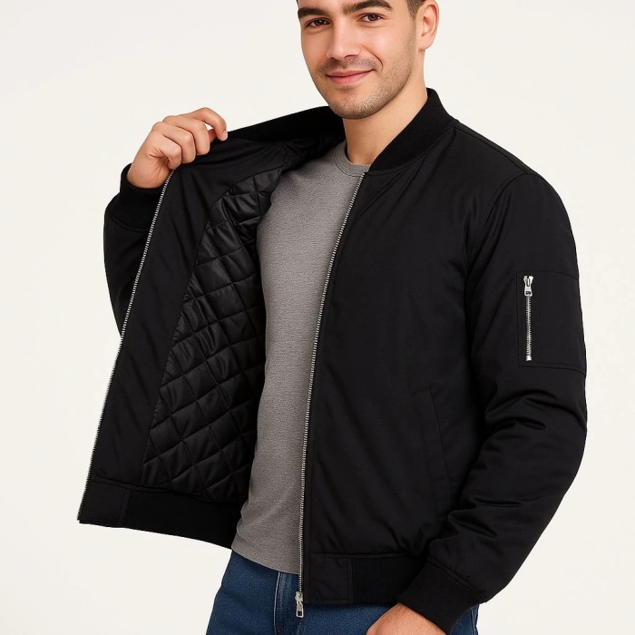 Erkek Bomber Mont Ceket – Fermuarlı, Kapitone İçi Astarlı, Su İtici Kumaş, Regular Fit, Uzun Kollu, Yandan Cepli, Bahar & Kış Rahat Günlük Stil - Siyah