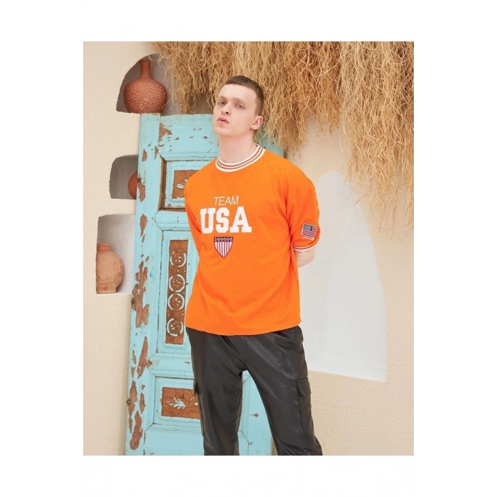 Erkek Nakış İşlemeli T-Shirt Kısa Kol Bisiklet Yaka Ovarsize  Tişört - Turuncu