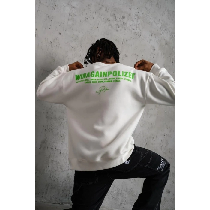 Erkek Oversize Sweatshirt – Beyaz Renk | Ön ve Sırt Baskılı, Üç İplik İçi Pamuklu Kumaş, Rahat Kalıp, Ribanalı Kışlık Sweat | Winagain Polizei Serisi - Beyaz