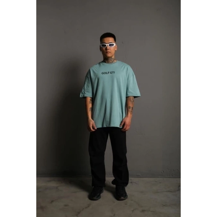 Erkek Oversize Baskılı Tişört – Golf GTI Retro Araba Desenli, Ön & Arka Dijital Baskı, Sokak Modası Stil - Mint Yeşili