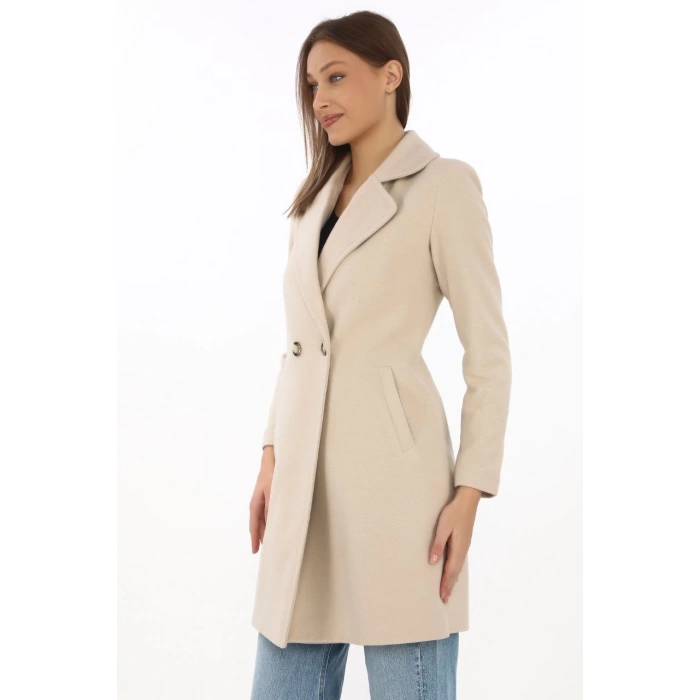 Kadın Kaşe Kaban – Siyah Yünlü Dokuma, Kruvaze Yaka, Astarlı, Cepli, Kuşaklı Uzun Boy Tesettür Uyumlu Kışlık Şık Kaban - Bej